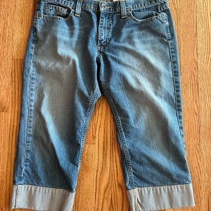 Old Navy Women’s Low Waist Denim Capris Size 14